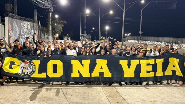 Torcida Golo Na Veia enfrenta mais de 20 horas de perrengue na estrada e segue rumo ao Paraguai para apoiar o Galo na final