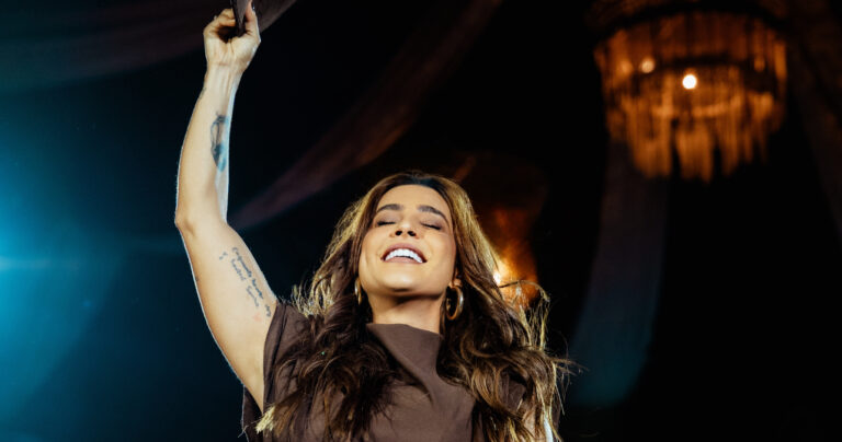 Lauana Prado encerra a temporada 2025 da festa RAIZ em Sorocaba após ano histórico 