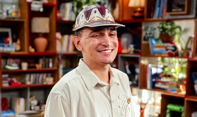 João Gomes faz história e estreia no Tiny Desk Concerts da NPR